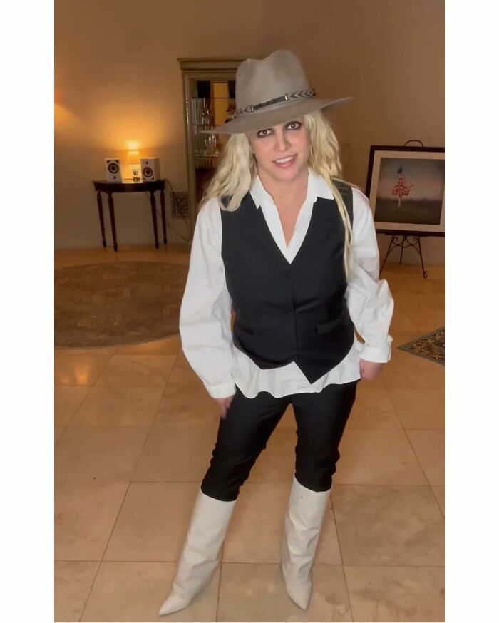 Britney Spears Slams Boyfriend’s Behavior, Says She’ll “Never Be With Another Man” Again Britney Spears Slams Boyfriend’s Behavior, Says She’ll “Never Be With Another Man” Again