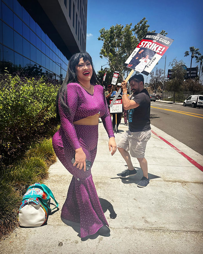 Hollywood Actor Sheds Light On Low-Wage Workers After Revealing They Were Fired From Chipotle Hollywood Actor Sheds Light On Low-Wage Workers After Revealing They Were Fired From Chipotle
