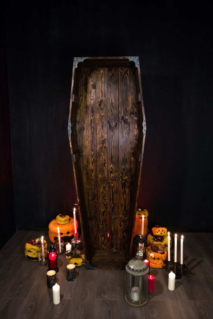 I've Made Myself A Coffin To Cope With My Depression I've Made Myself A Coffin To Cope With My Depression