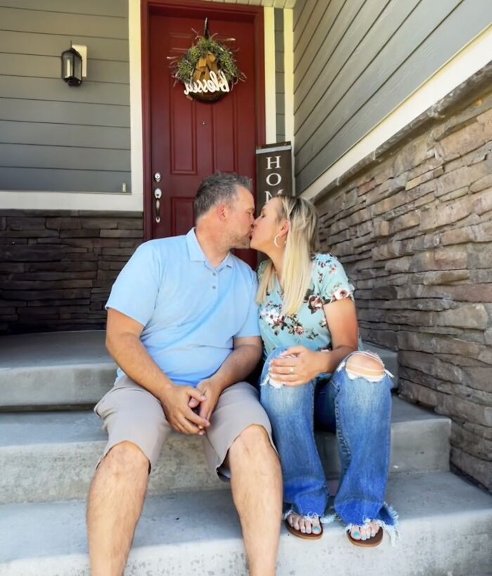 Couple Built A Loving Family Together While Allowing Each Other Space To Grieve Their Late Spouses Couple Built A Loving Family Together While Allowing Each Other Space To Grieve Their Late Spouses