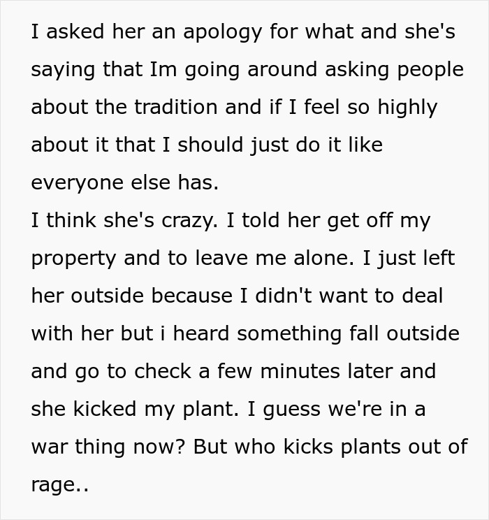 “She’s Crazy”: Newcomer Doesn’t Want To Join Neighborhood Tradition, Karen Doesn’t Take No For An Answer “She’s Crazy”: Newcomer Doesn’t Want To Join Neighborhood Tradition, Karen Doesn’t Take No For An Answer