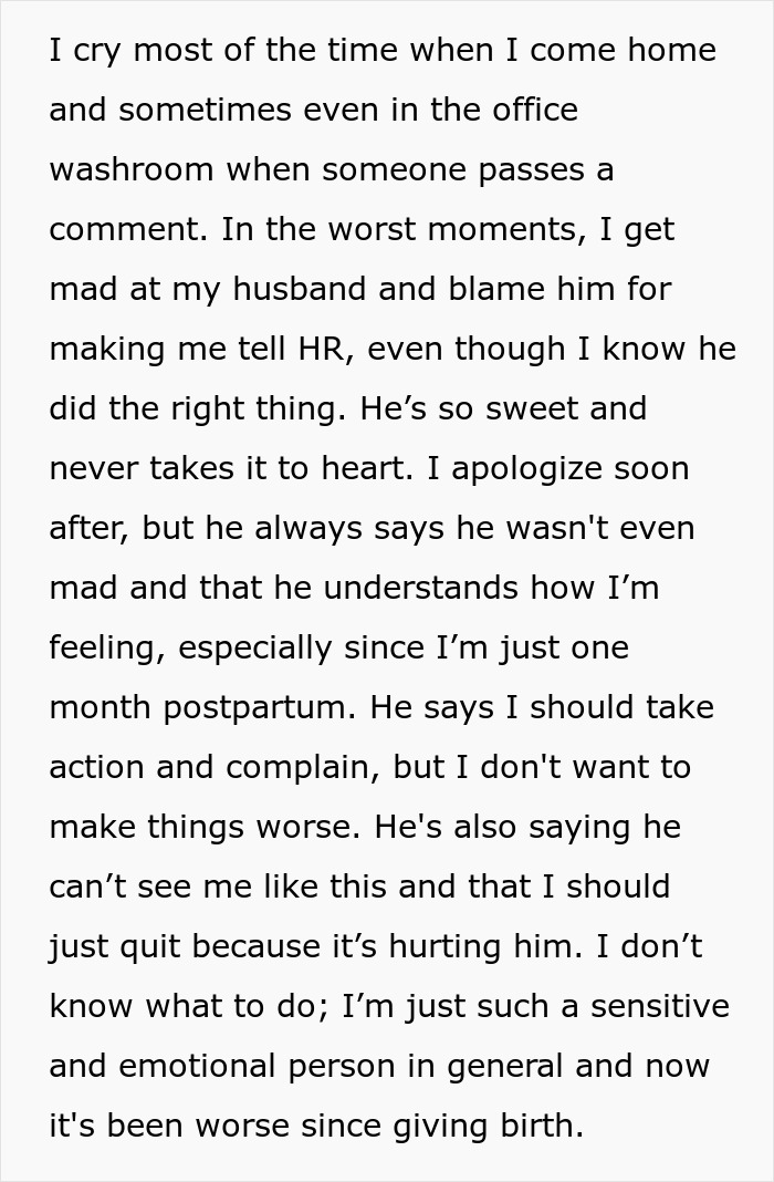 Woman Reports Boss To HR After He Forces Her To Go To Meeting During Labor, Coworkers Hate Her Woman Reports Boss To HR After He Forces Her To Go To Meeting During Labor, Coworkers Hate Her