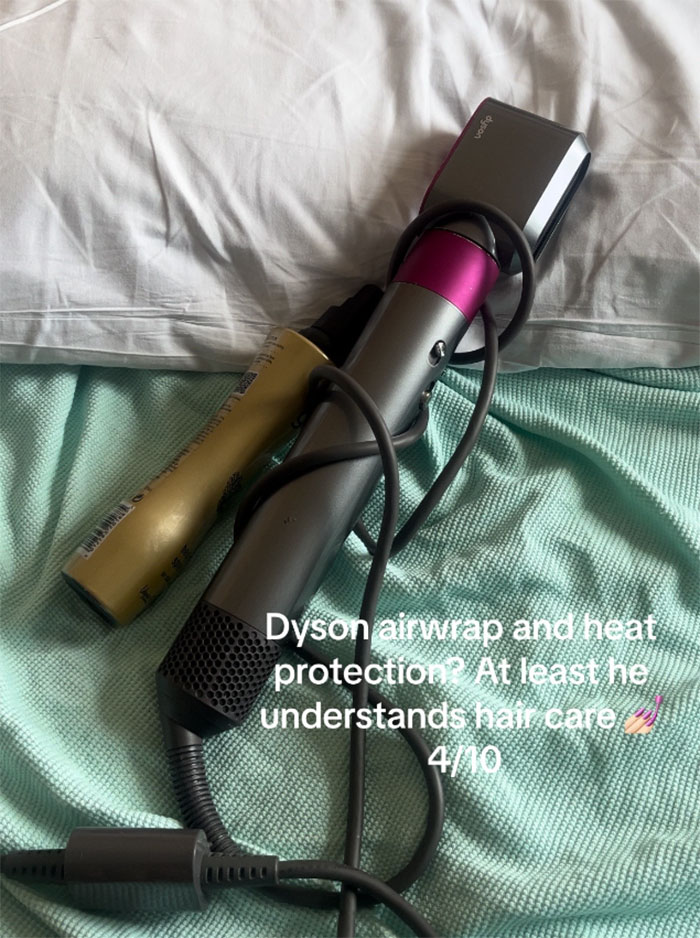 “He’s Got The IQ Of An Egg”: People Roast New Mom’s Boyfriend After She Reveals Hospital Bag “He’s Got The IQ Of An Egg”: People Roast New Mom’s Boyfriend After She Reveals Hospital Bag