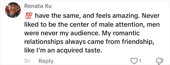 “A Blessing In Disguise”: Everyday Women Flaunt Their “Ugly Privilege” Online “A Blessing In Disguise”: Everyday Women Flaunt Their “Ugly Privilege” Online