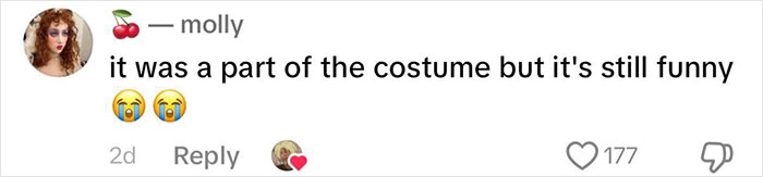 “How Did This Get Past Editing?”: Fans Claim Tampon Falls Out In JoJo Siwa Music Video “How Did This Get Past Editing?”: Fans Claim Tampon Falls Out In JoJo Siwa Music Video