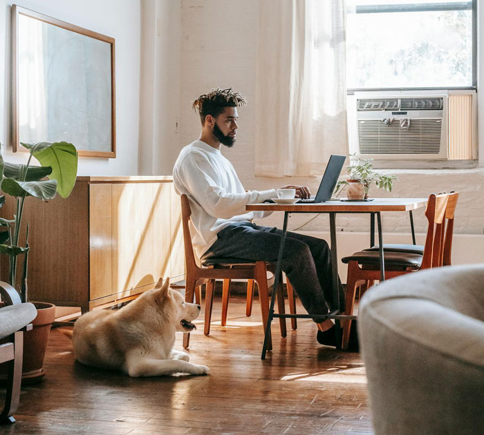 “Lead By Example”: CEO Forced To Backtrack His Return-To-Office Policy After Malicious Compliance “Lead By Example”: CEO Forced To Backtrack His Return-To-Office Policy After Malicious Compliance