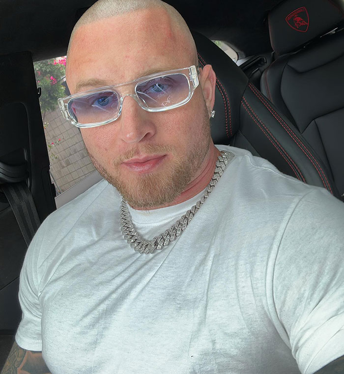 Tom Hanks’ Son Chet Wanted A “White Boy Summer”—Now It’s A Hate Slogan Tom Hanks’ Son Chet Wanted A “White Boy Summer”—Now It’s A Hate Slogan