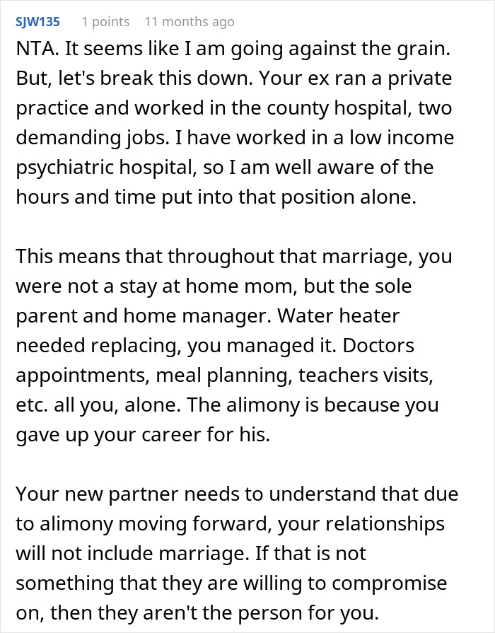 Woman Seeks Support Online By Giving Her Reasons For Rejecting BF’s Proposal, Gets A Reality Check Instead Woman Seeks Support Online By Giving Her Reasons For Rejecting BF’s Proposal, Gets A Reality Check Instead