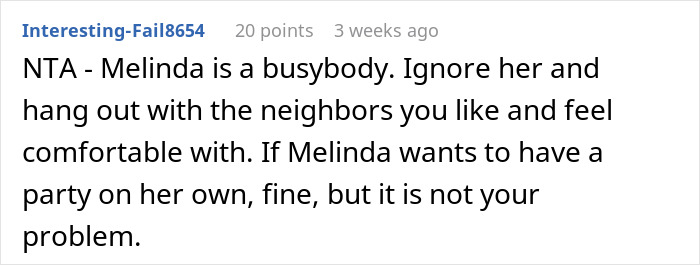 “She’s Crazy”: Newcomer Doesn’t Want To Join Neighborhood Tradition, Karen Doesn’t Take No For An Answer “She’s Crazy”: Newcomer Doesn’t Want To Join Neighborhood Tradition, Karen Doesn’t Take No For An Answer