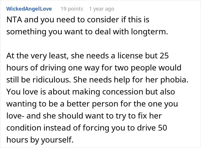 Woman Refuses To Accommodate GF’s Phobia, Leaves On A Vacation Without Her, Starts Drama Woman Refuses To Accommodate GF’s Phobia, Leaves On A Vacation Without Her, Starts Drama