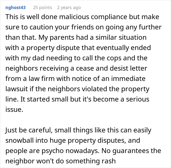 Neighbor Tries To Make Man Fix His Fence So They Could Use The Pool, He Removes It As Retaliation Neighbor Tries To Make Man Fix His Fence So They Could Use The Pool, He Removes It As Retaliation