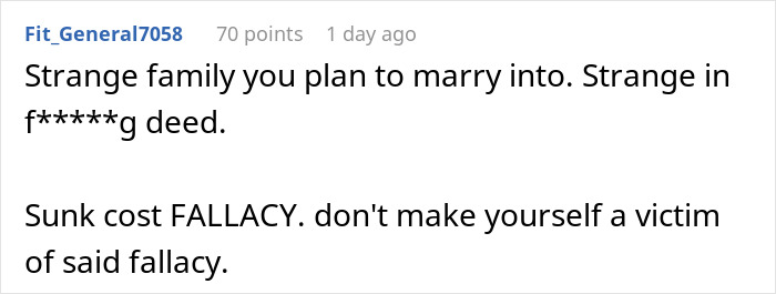 Man Defends Sister After Fiancée Refuses To Wear Her Wedding Dress, Ends Up Single Man Defends Sister After Fiancée Refuses To Wear Her Wedding Dress, Ends Up Single