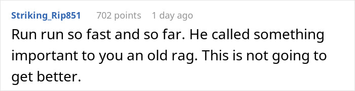 Man Defends Sister After Fiancée Refuses To Wear Her Wedding Dress, Ends Up Single Man Defends Sister After Fiancée Refuses To Wear Her Wedding Dress, Ends Up Single