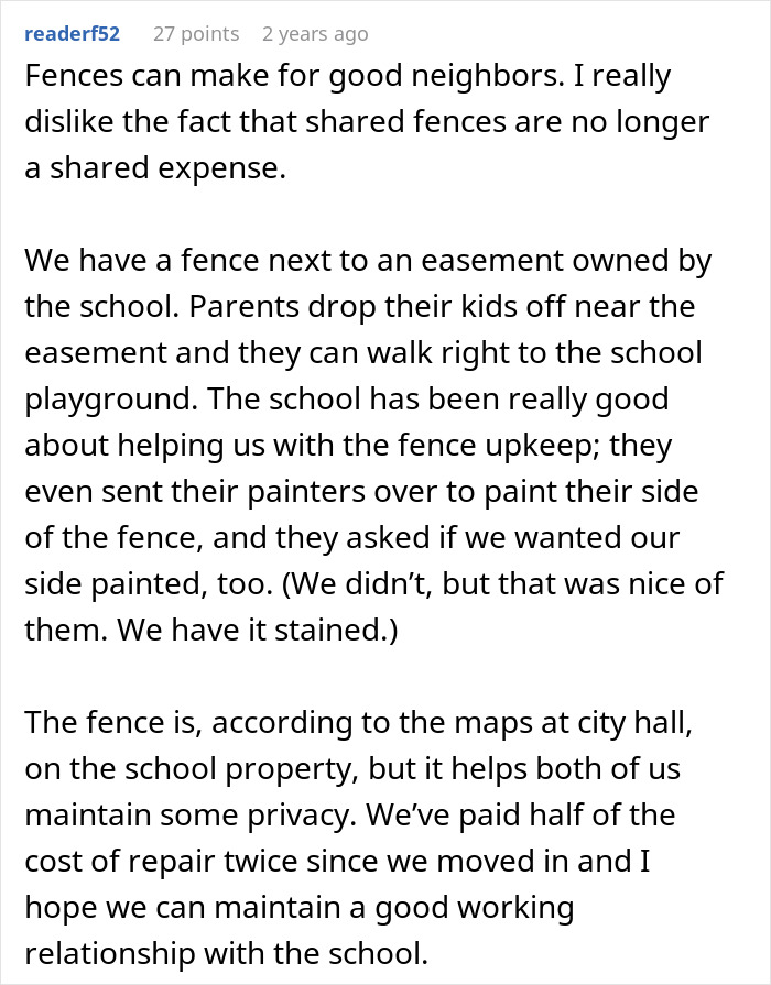 Neighbor Tries To Make Man Fix His Fence So They Could Use The Pool, He Removes It As Retaliation Neighbor Tries To Make Man Fix His Fence So They Could Use The Pool, He Removes It As Retaliation