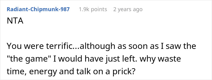 Man Plays Cruel Game With Waiter’s Tip “To Ensure Good Service,” His Date Refuses To Play Along Man Plays Cruel Game With Waiter’s Tip “To Ensure Good Service,” His Date Refuses To Play Along