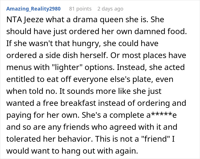 Man Called Selfish And Heartless For Not Sharing Half Of His Food With A Pregnant Woman Man Called Selfish And Heartless For Not Sharing Half Of His Food With A Pregnant Woman
