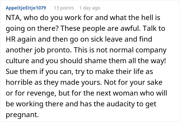 Woman Reports Boss To HR After He Forces Her To Go To Meeting During Labor, Coworkers Hate Her Woman Reports Boss To HR After He Forces Her To Go To Meeting During Labor, Coworkers Hate Her