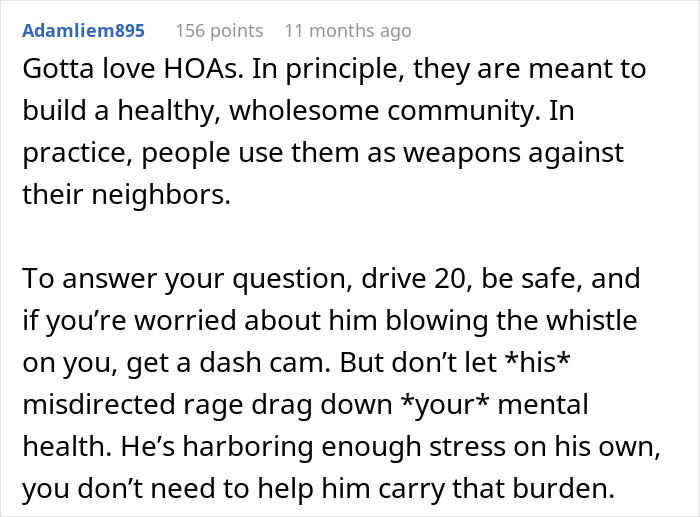 Person Is Livid After Seeing Constant Stop Signs, Gets Back At HOA Without Speeding Person Is Livid After Seeing Constant Stop Signs, Gets Back At HOA Without Speeding