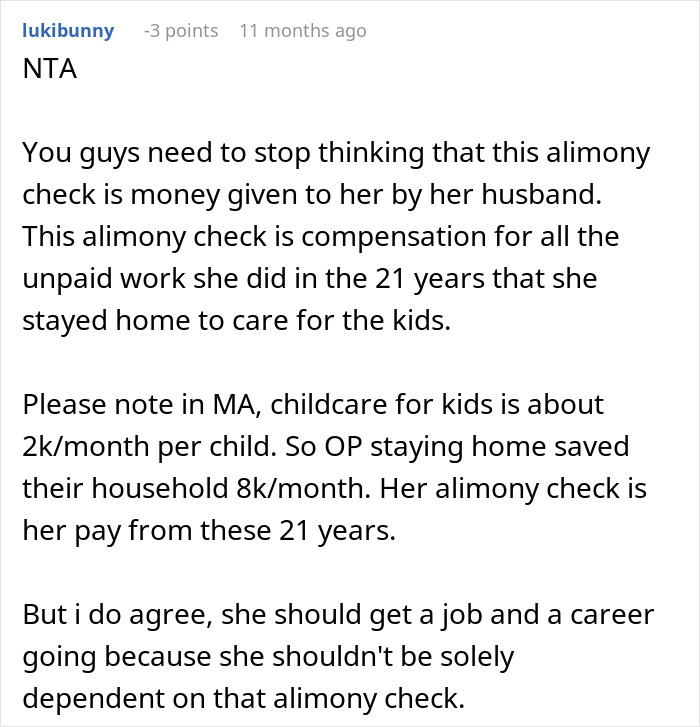 Woman Seeks Support Online By Giving Her Reasons For Rejecting BF’s Proposal, Gets A Reality Check Instead Woman Seeks Support Online By Giving Her Reasons For Rejecting BF’s Proposal, Gets A Reality Check Instead