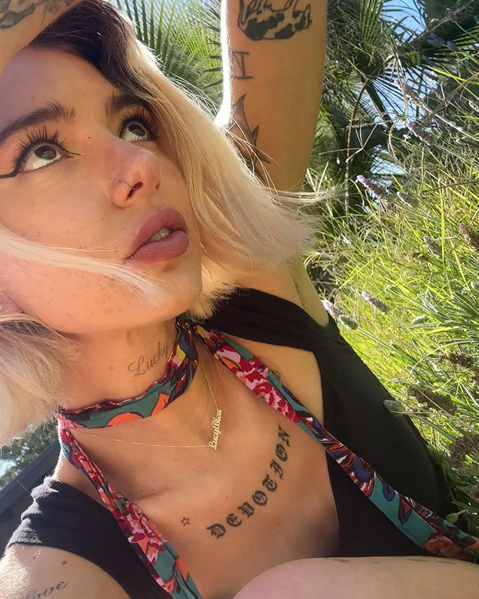 25-Year-Old Step-Daughter Of Slash Loses Her Life, Shares Post-Mortem Cryptic Instagram Post 25-Year-Old Step-Daughter Of Slash Loses Her Life, Shares Post-Mortem Cryptic Instagram Post