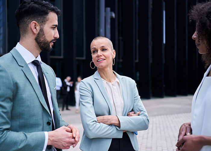 Boss Puts Woman On Performance Review For Beating Cancer, It Majorly Backfires Boss Puts Woman On Performance Review For Beating Cancer, It Majorly Backfires