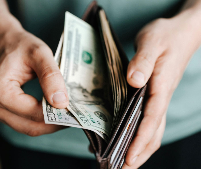 Teen Is Heartbroken After Foster Family Of 11 Years Leave Him Homeless Once He Turned 18 Teen Is Heartbroken After Foster Family Of 11 Years Leave Him Homeless Once He Turned 18