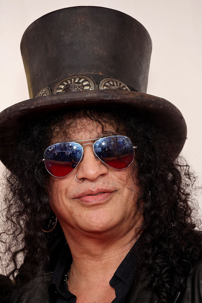 25-Year-Old Step-Daughter Of Slash Loses Her Life, Shares Post-Mortem Cryptic Instagram Post 25-Year-Old Step-Daughter Of Slash Loses Her Life, Shares Post-Mortem Cryptic Instagram Post