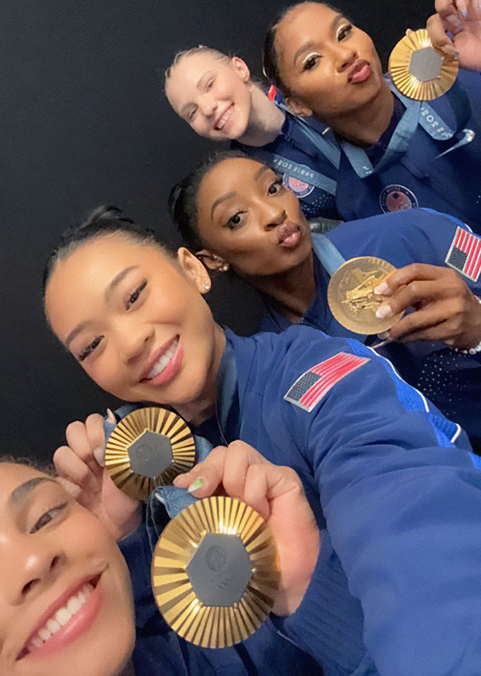 Simone Biles Destroys MyKayla Skinner With Savage Instagram Post After Winning Gold Simone Biles Destroys MyKayla Skinner With Savage Instagram Post After Winning Gold