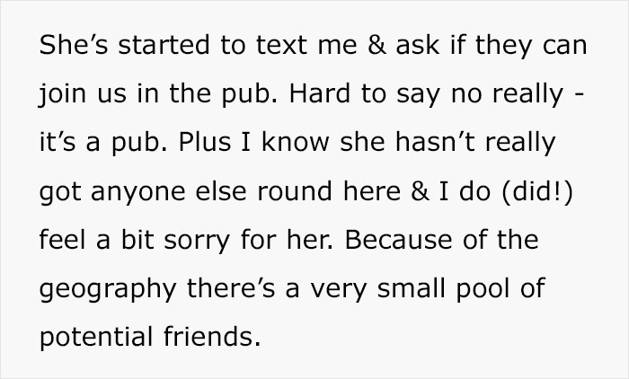 Woman Can’t Stand Weird Neighbor Who Keeps Embarrassing Her, Sparks Discussion Online Woman Can’t Stand Weird Neighbor Who Keeps Embarrassing Her, Sparks Discussion Online