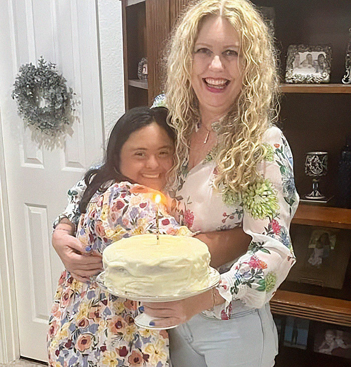 Mom Left Outraged After 27-Year-Old Daughter With Down Syndrome Gets “Taken” To Car Dealership Mom Left Outraged After 27-Year-Old Daughter With Down Syndrome Gets “Taken” To Car Dealership