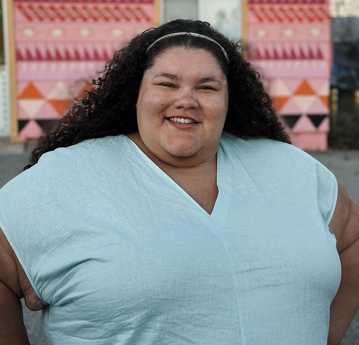 Plus-Size Activist Slams “Non-Inclusive” Pools After Calling Out Airline Staff Who Made Her Walk Plus-Size Activist Slams “Non-Inclusive” Pools After Calling Out Airline Staff Who Made Her Walk