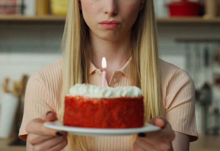 Mom Defends Her Sons’ Birthday Prank Directed At Her Stepdaughter, Folks Online Tear Her To Shreds Mom Defends Her Sons’ Birthday Prank Directed At Her Stepdaughter, Folks Online Tear Her To Shreds