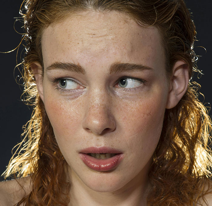 Man Plays Cruel Game With Waiter’s Tip “To Ensure Good Service,” His Date Refuses To Play Along Man Plays Cruel Game With Waiter’s Tip “To Ensure Good Service,” His Date Refuses To Play Along