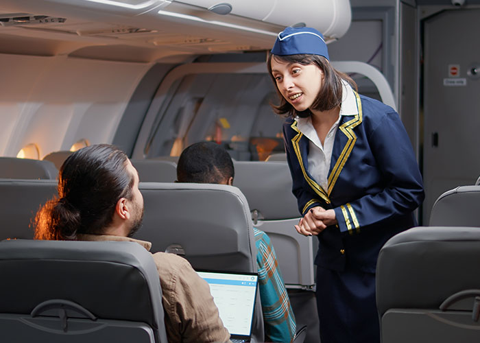 12-Hour Flight Turns Torturously Awkward After Man Refuses To Give Up Seat To Heavily Pregnant Passenger 12-Hour Flight Turns Torturously Awkward After Man Refuses To Give Up Seat To Heavily Pregnant Passenger