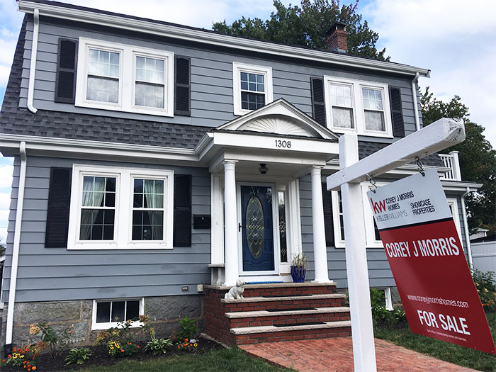 Siblings Face Harsh Reality As Stepfather Sells Home And Moves On, Leaving Them On Their Own Siblings Face Harsh Reality As Stepfather Sells Home And Moves On, Leaving Them On Their Own