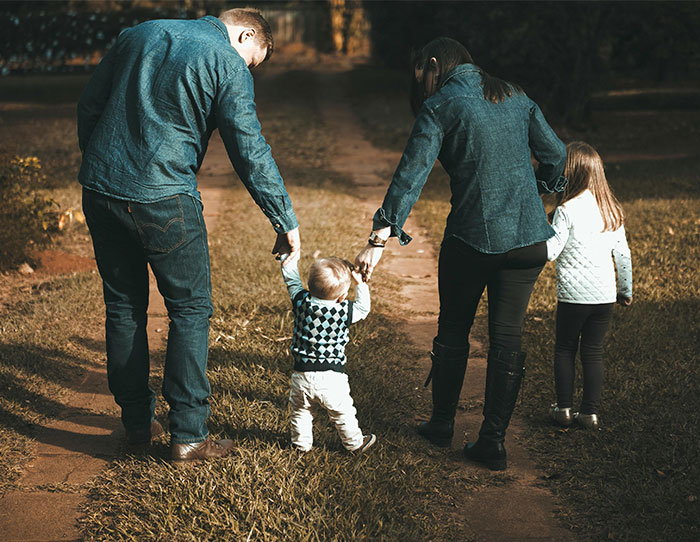 Siblings Face Harsh Reality As Stepfather Sells Home And Moves On, Leaving Them On Their Own Siblings Face Harsh Reality As Stepfather Sells Home And Moves On, Leaving Them On Their Own