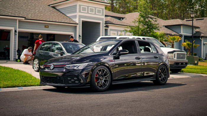 Family Plans Fall Apart Over Neighbor’s Stubbornness, They Don’t See Any Issue Family Plans Fall Apart Over Neighbor’s Stubbornness, They Don’t See Any Issue