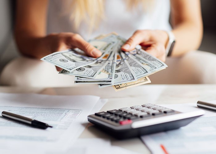 Woman Seeks Support Online By Giving Her Reasons For Rejecting BF’s Proposal, Gets A Reality Check Instead Woman Seeks Support Online By Giving Her Reasons For Rejecting BF’s Proposal, Gets A Reality Check Instead