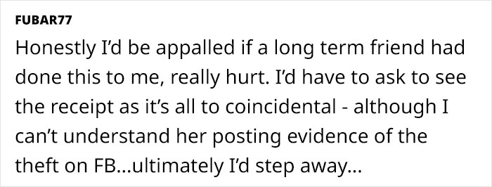 Woman Loses Glasses On Weekend Away With Friends, Suddenly Spots Them In Friend’s Photo Online Woman Loses Glasses On Weekend Away With Friends, Suddenly Spots Them In Friend’s Photo Online