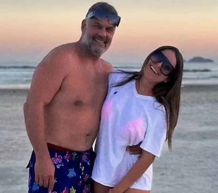 Fugitive Accused Of Laundering $900 Million Arrested Thanks to Wife’s Revealing Instagram Post Fugitive Accused Of Laundering $900 Million Arrested Thanks to Wife’s Revealing Instagram Post