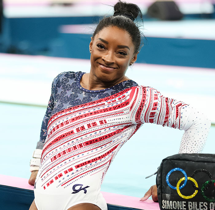 “Don’t Comment On Black Girls’ Hair”: 5x Olympic Gold Medalist Simone Biles Slams Racial Bias “Don’t Comment On Black Girls’ Hair”: 5x Olympic Gold Medalist Simone Biles Slams Racial Bias