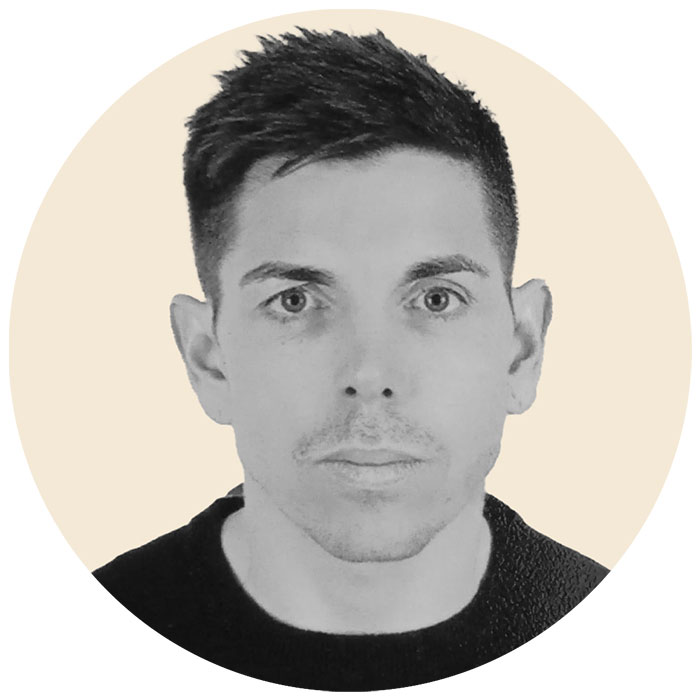 “Childless” And “Unmarried” Taylor Swift Criticisms In New Op-Ed Spark Misogyny Accusations “Childless” And “Unmarried” Taylor Swift Criticisms In New Op-Ed Spark Misogyny Accusations