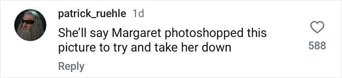 “Winner Of The Worst Photo Edit”: Fans Stunned By Teresa Giudice’s Photoshop Fail “Winner Of The Worst Photo Edit”: Fans Stunned By Teresa Giudice’s Photoshop Fail