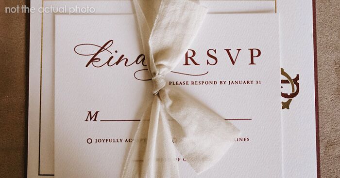 Woman Accused Of Throwing A Tantrum After Boycotting Sister’s Wedding Because Of Her Dumb New Rule