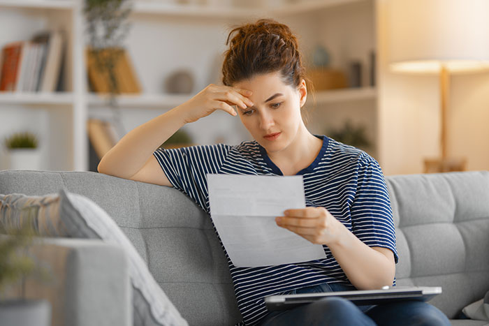 Woman Receives A 7-Figure Inheritance From Stepdad After He Found Out He’d Been Lied To For Years Woman Receives A 7-Figure Inheritance From Stepdad After He Found Out He’d Been Lied To For Years