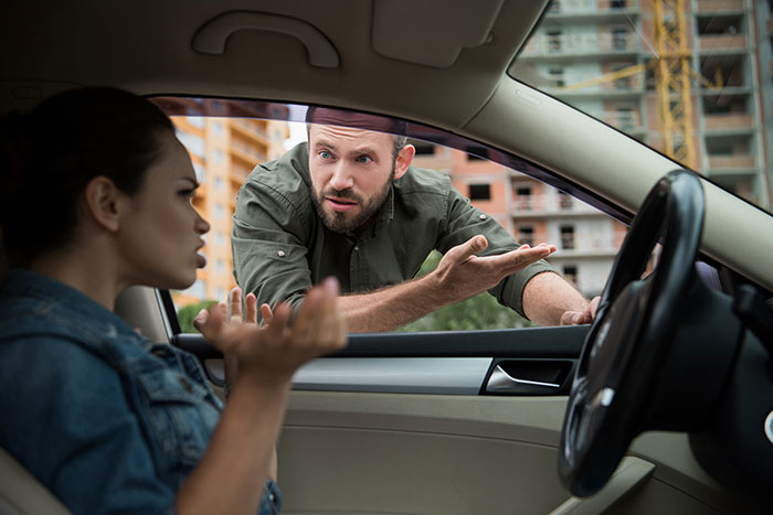 Aggressive Jerk Driver Turns Into A “Frightened Rabbit” After Their Threat To Beat Up A Woman Backfires Aggressive Jerk Driver Turns Into A “Frightened Rabbit” After Their Threat To Beat Up A Woman Backfires