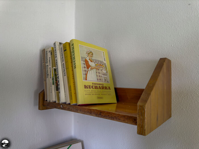 In A Bookworm’s Paradise: A Cozy Neighborhood Library In The Czech Republic In A Bookworm’s Paradise: A Cozy Neighborhood Library In The Czech Republic