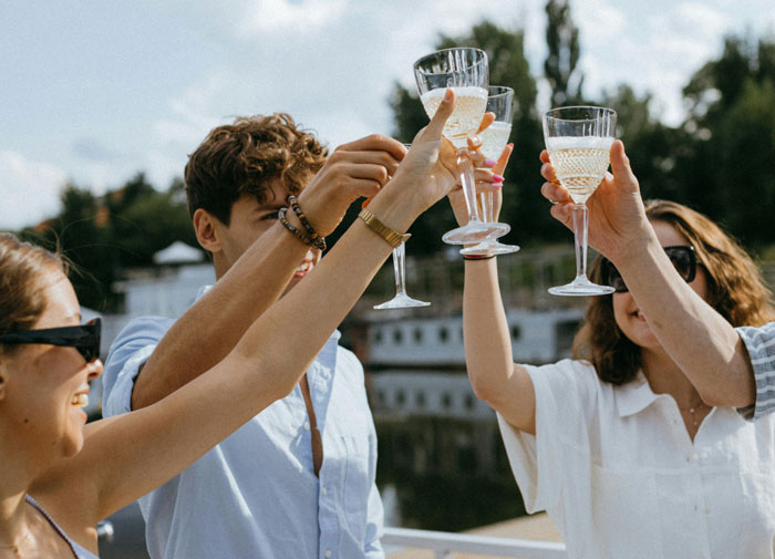 Bride Bans Groom’s Bro From Wedding Due To Age, Sparks Drama As He Refuses To Attend Family Dinner Bride Bans Groom’s Bro From Wedding Due To Age, Sparks Drama As He Refuses To Attend Family Dinner