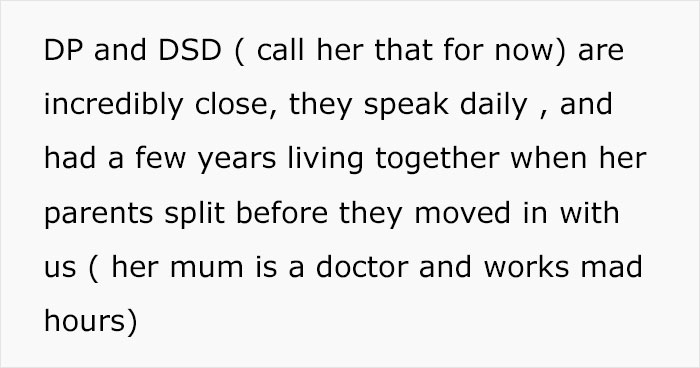 Woman Asks For Advice Online As She’s Disturbed By Her Stepdaughter’s Closeness With Her Dad Woman Asks For Advice Online As She’s Disturbed By Her Stepdaughter’s Closeness With Her Dad