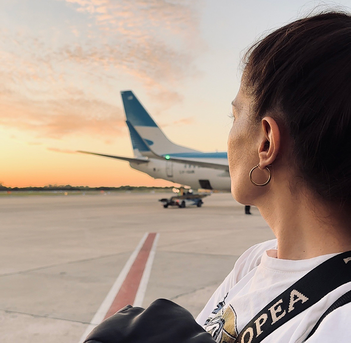 Guy Left Calling For Mommy’s Help For A Second Time As GF Refuses To Miss Trip Guy Left Calling For Mommy’s Help For A Second Time As GF Refuses To Miss Trip